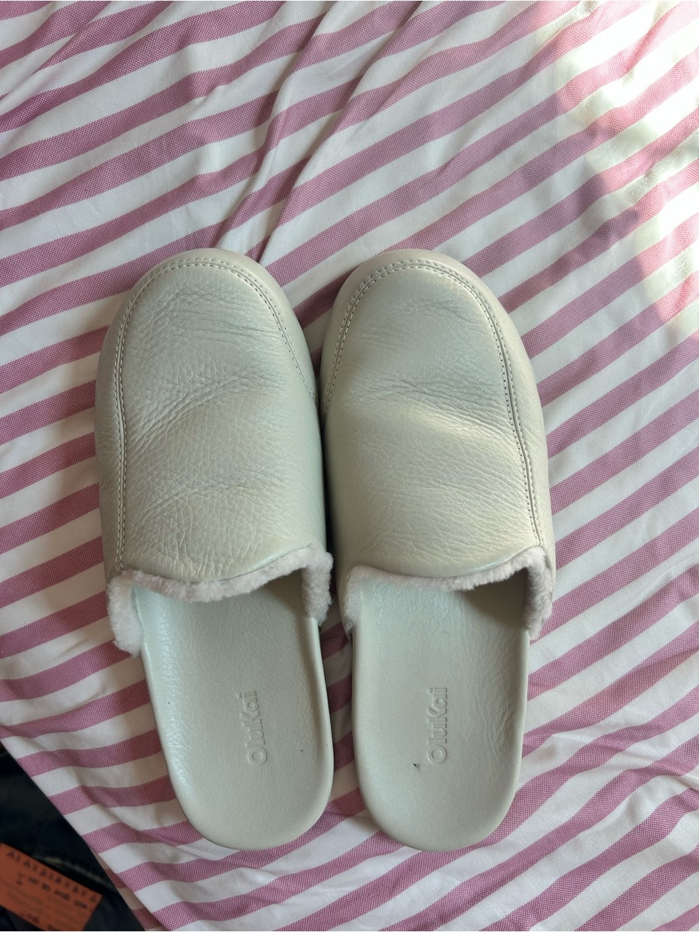 OluKai Women's Cream Faux-Fur Lined Slide Slippers